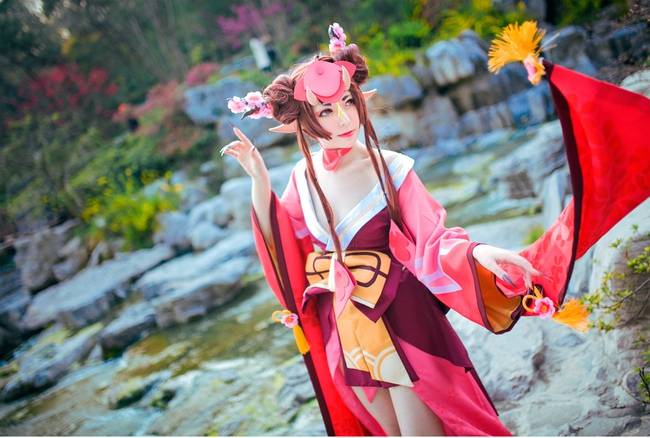 Cosplay福利/可爱萝莉阴阳师cosplay桃花妖觉醒唯美图片