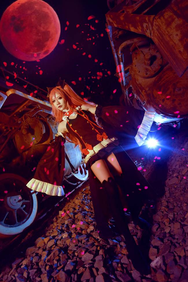 Cosplay福利/性感美女美腿终结的炽天使克鲁鲁·采佩西cos美图