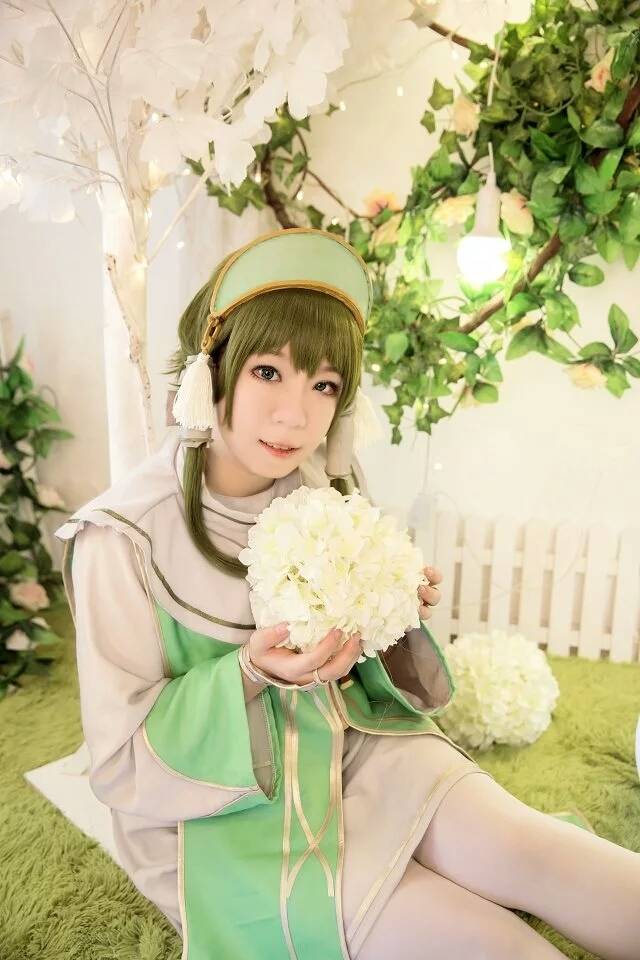 Cosplay福利/深渊传说导师伊昂白丝美女cosplay图片