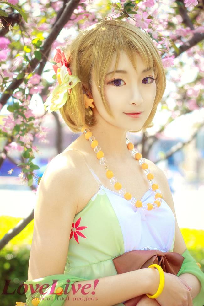 Cosplay福利/LoveLive!乐器洋装小泉花阳cosplay美女
