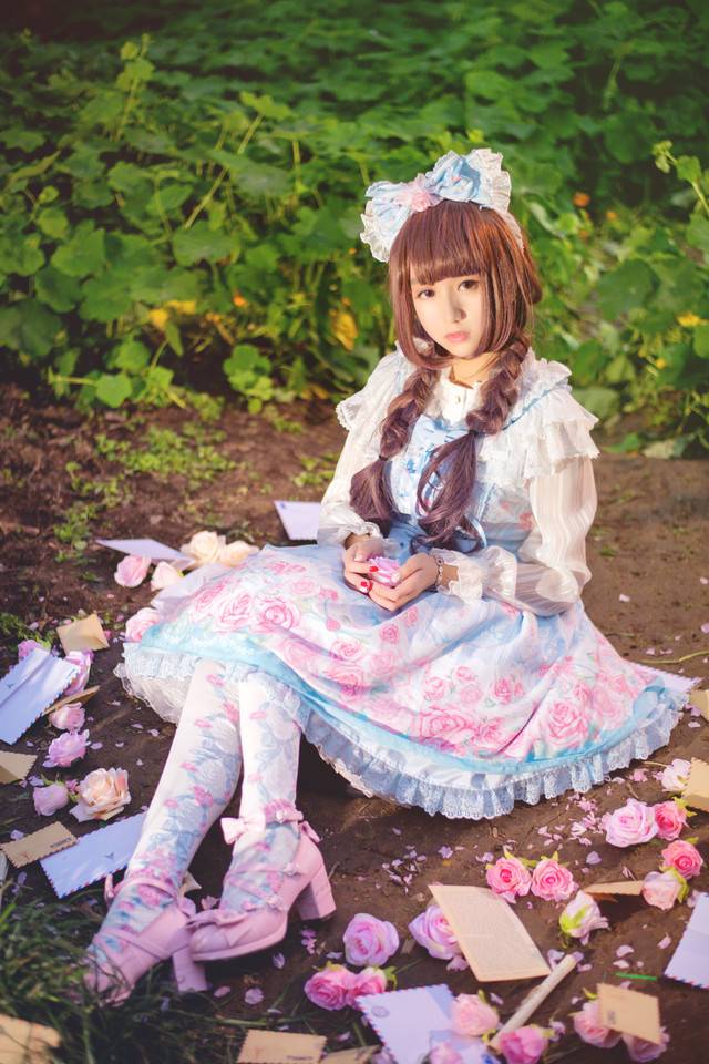 Cosplay福利/超美萌萝莉洋装唯美cosplay美图