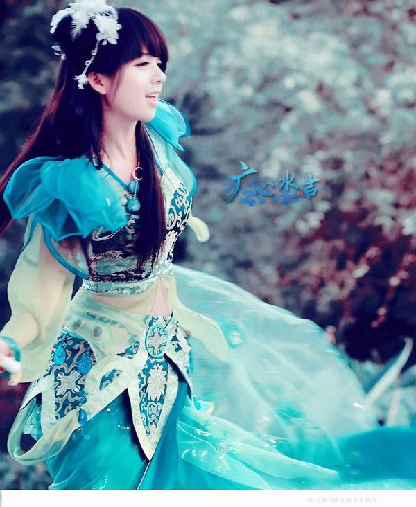 Cosplay福利/广心水吉《诛仙》女主角碧瑶唯美cos图片