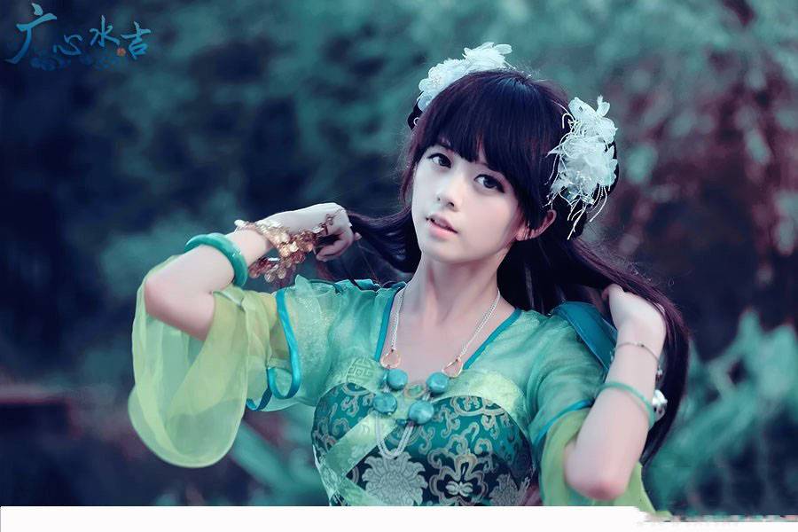 Cosplay福利/广心水吉《诛仙》女主角碧瑶唯美cos图片