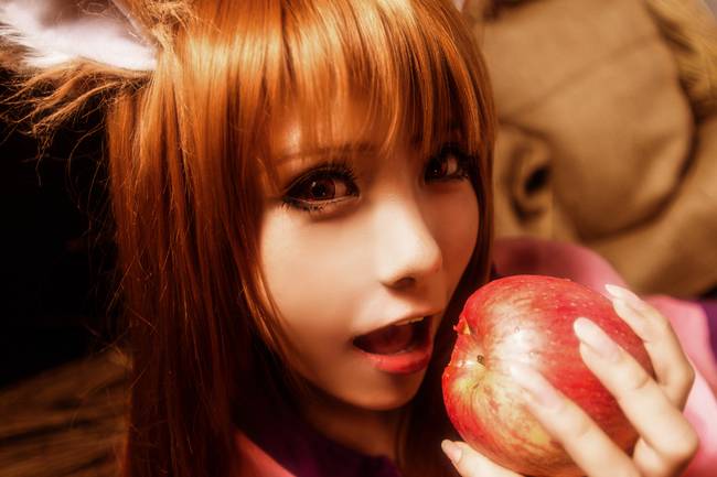 Cosplay福利/元气美少女cosplay狼与香辛料赫萝美女图片