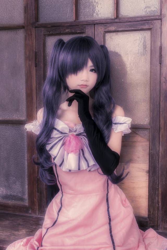 Cosplay福利/粉嫩皙白萝莉cosplay动漫美少女写真