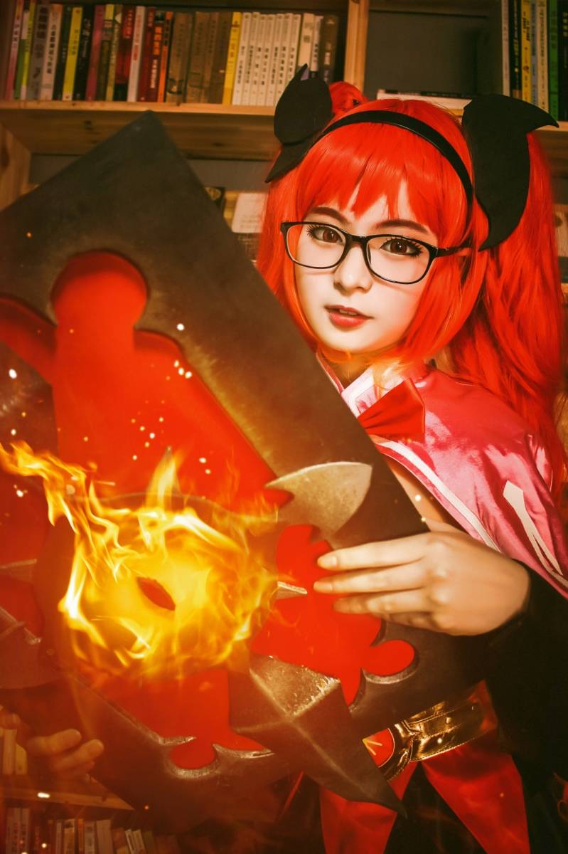 Cosplay福利/眼镜娘王者荣耀安琪拉cosplay美女图片