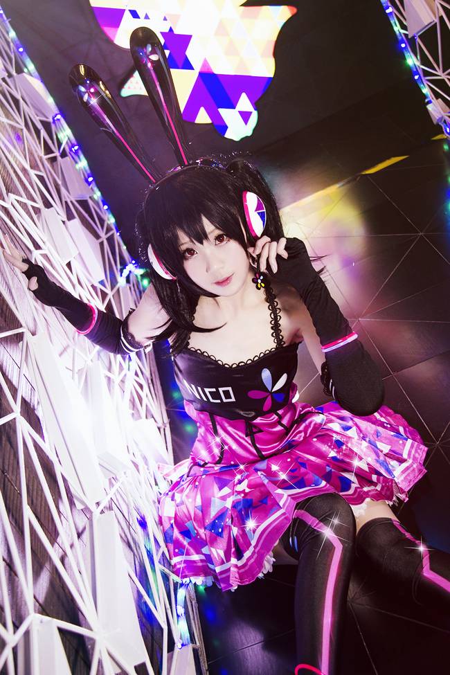 Cosplay福利/清纯萝莉电玩少女cosplay矢泽妮可美图