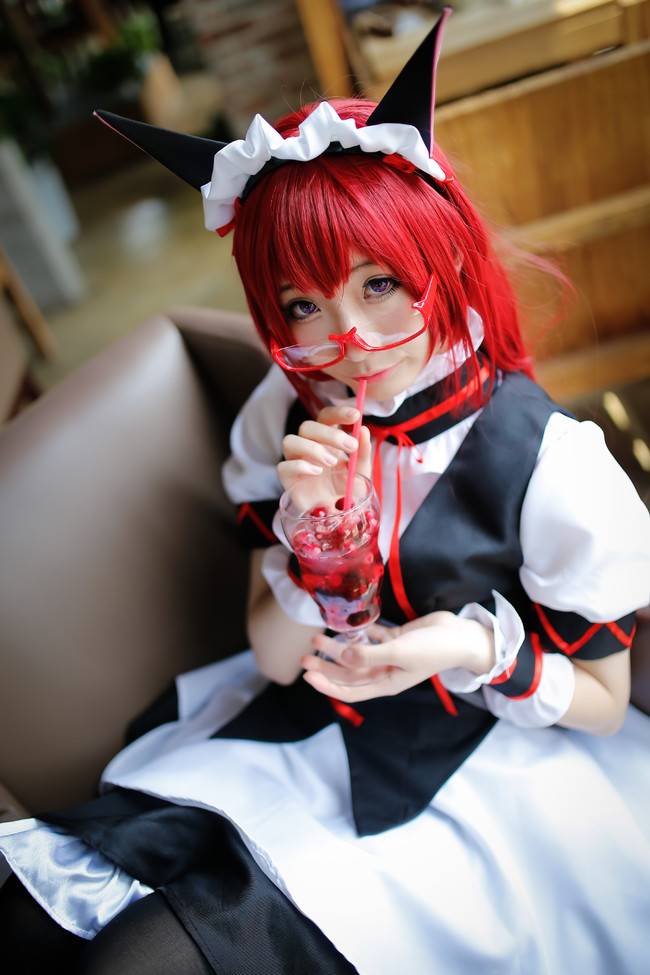 Cosplay福利/命运石之门菲利斯·喵喵女仆装黑丝cos萝莉图片