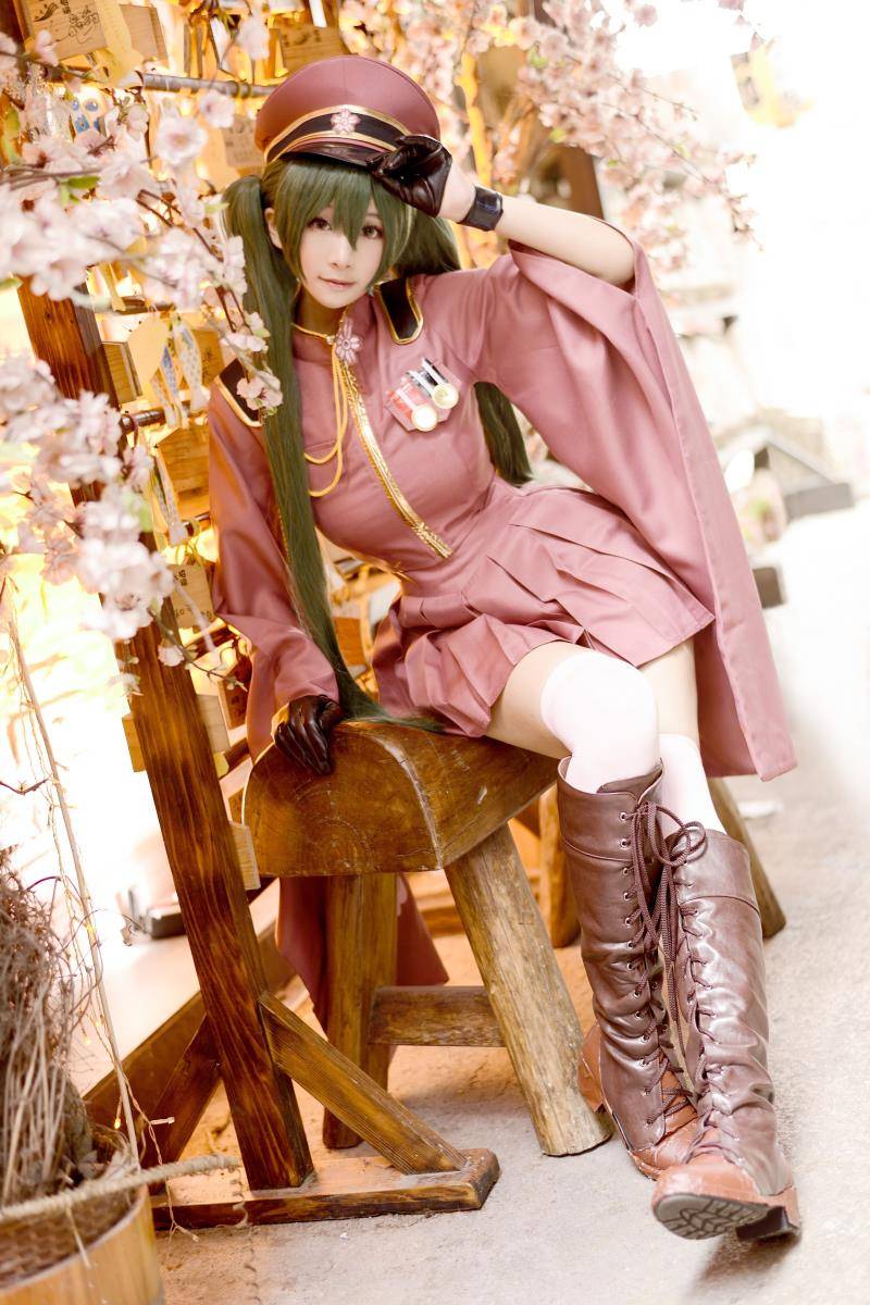 Cosplay福利/VOCALOID初音未来白丝美女cos腿控美图