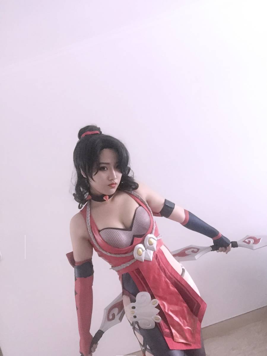 Cosplay福利/美女试妆王者女英雄Cosplay泳装荆轲图片