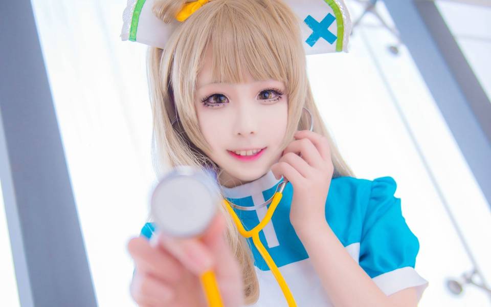 Cosplay福利/清纯美女cos南小鸟护士装唯美图片