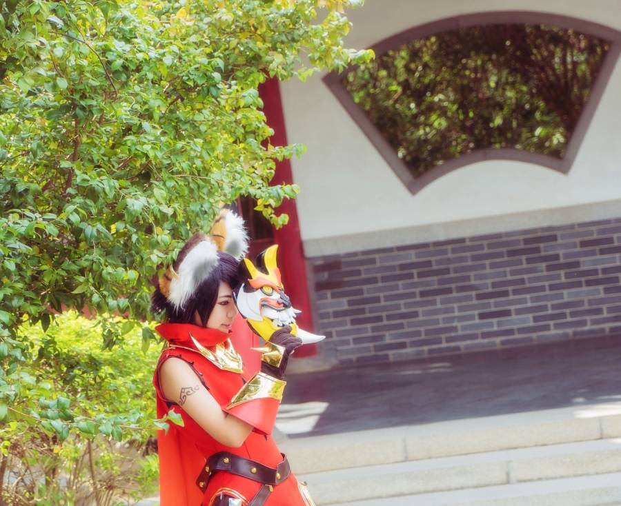 Cosplay福利/正太萝莉王者荣耀cosplay李元芳萌图