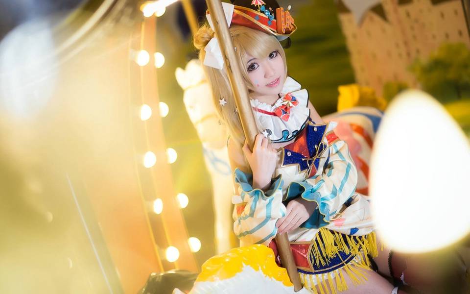 Cosplay福利/俏皮萝莉LoveLive南小鸟cosplay正片