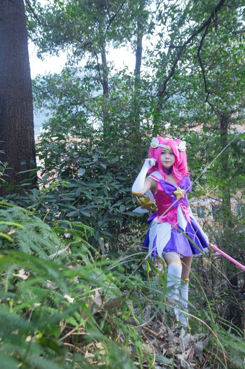 Cosplay福利/LOL英雄联盟光辉女郎拉克丝同人Cos图片