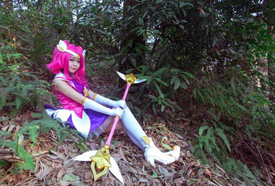 Cosplay福利/LOL英雄联盟光辉女郎拉克丝同人Cos图片