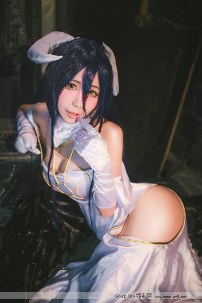 Cosplay福利/宅男女神雅儿贝德性感巨乳邪恶无圣光cos美图