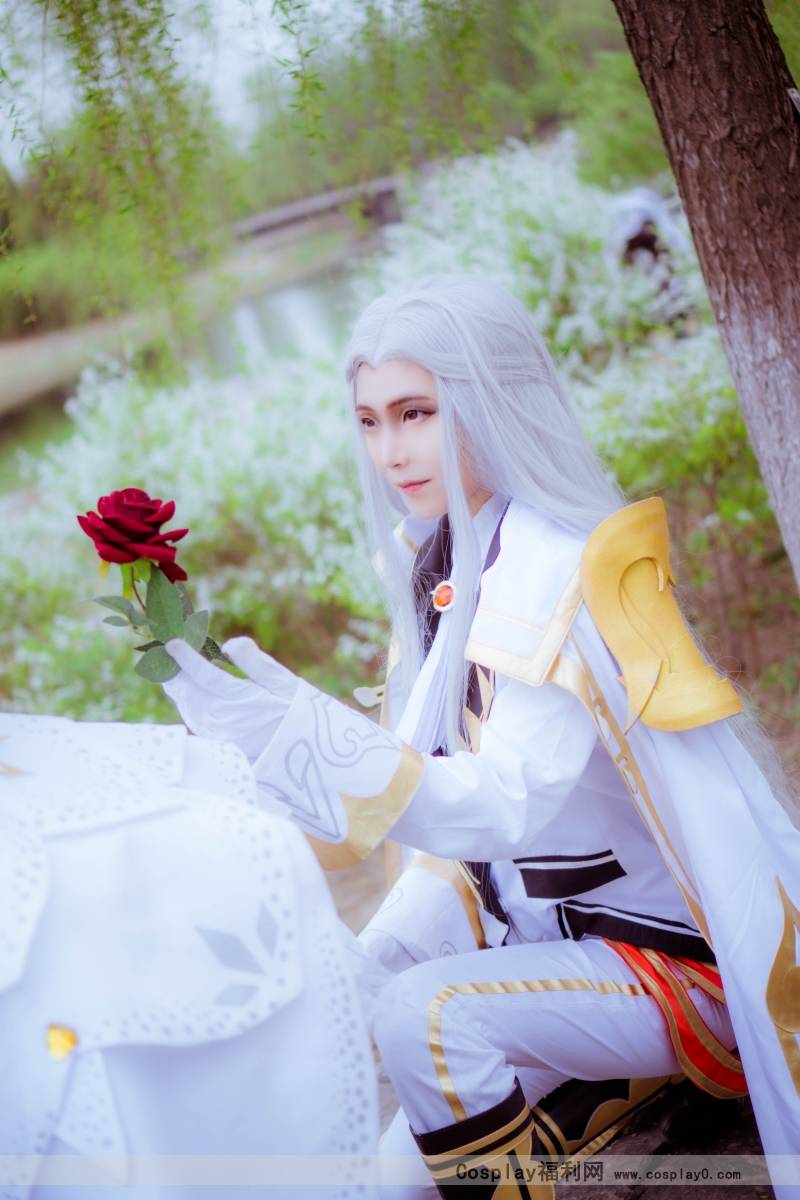 Cosplay福利/王者荣耀cosplay周瑜小乔纯白花嫁情人节真爱至上