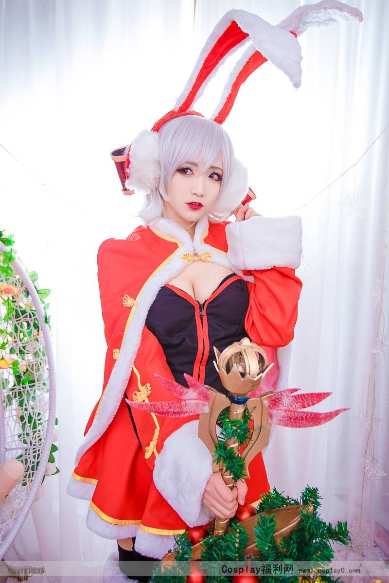 Cosplay福利/软妹啾小妍SAMA英雄联盟圣诞节锐雯cosplay美图