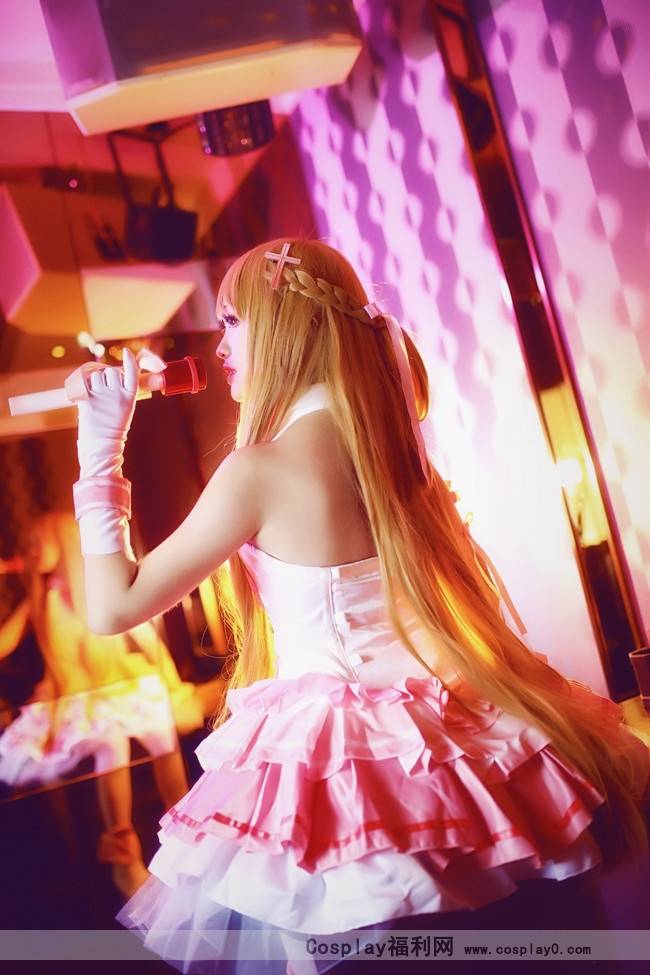 Cosplay福利/《刀剑神域》亚丝娜歌姬白丝美腿cos美女图片