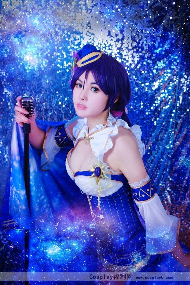 Cosplay福利/Love Live!巨乳东条希打歌服觉醒Cos美女白丝图片