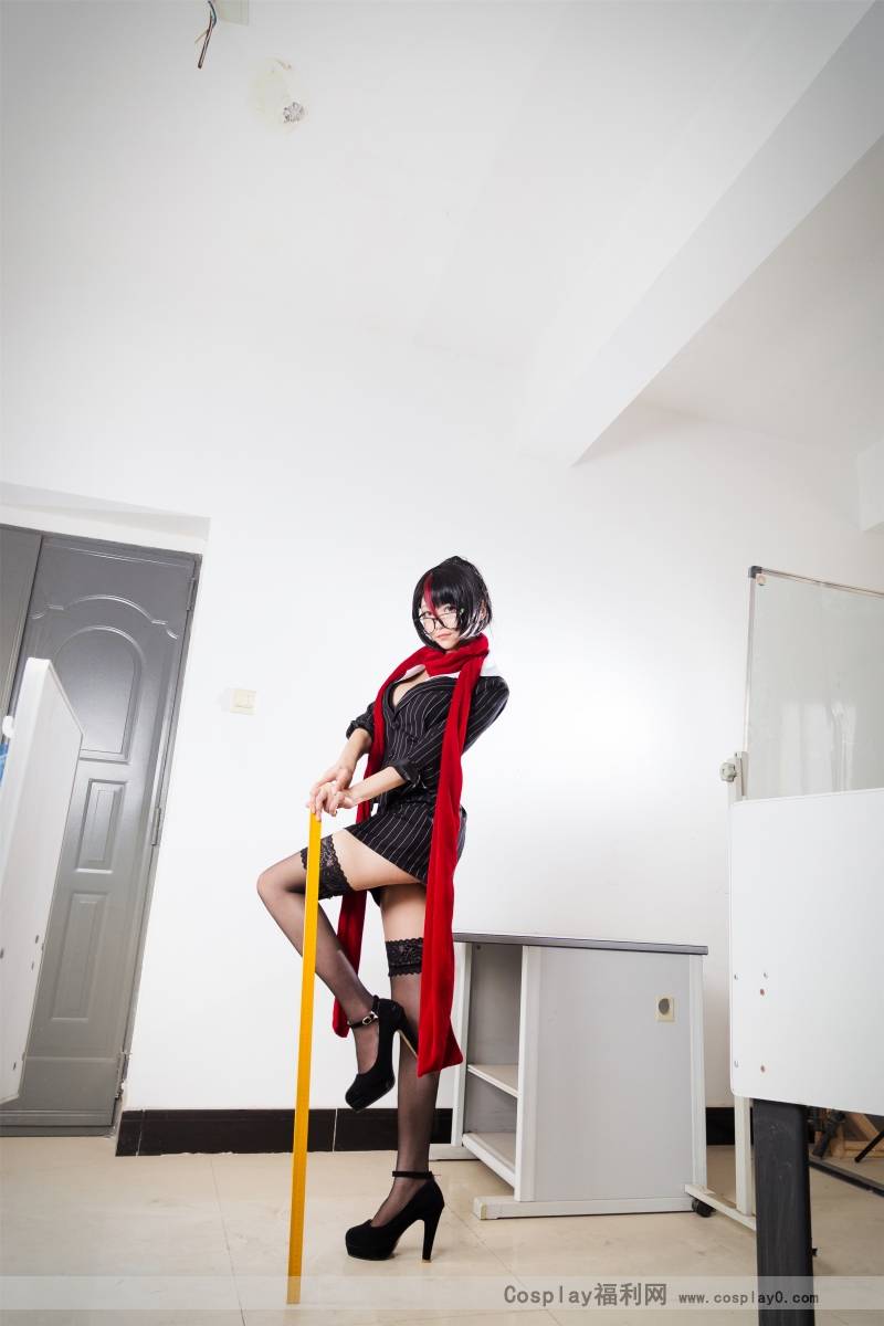 Cosplay福利/啾小妍英雄联盟无双剑姬菲奥娜女校长制服黑丝cosplay