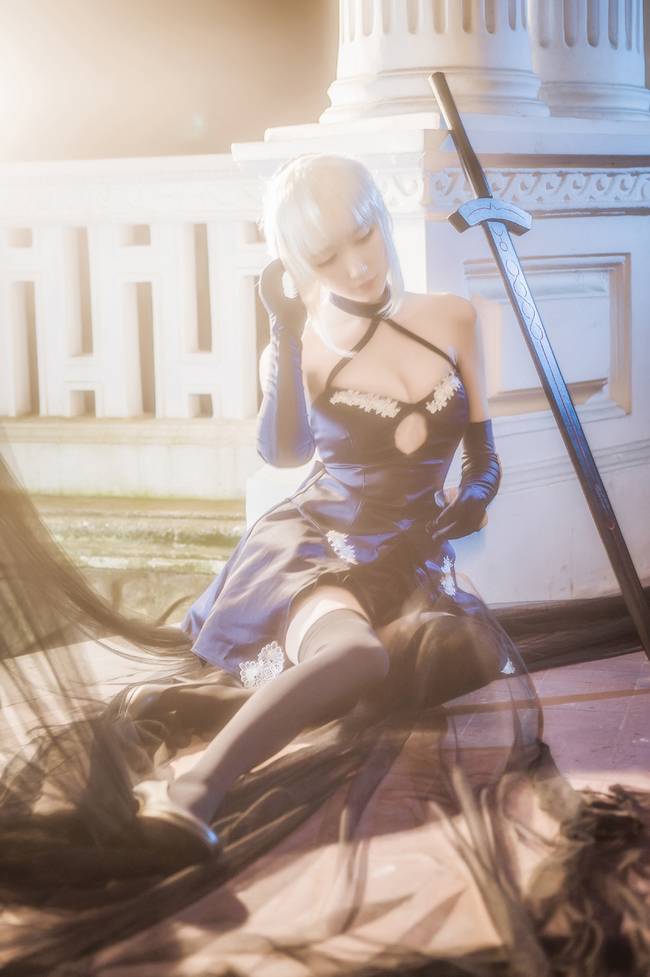 Cosplay福利/二次元比基尼美女 少女裸足控福利图片