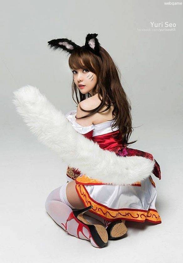 Cosplay福利/英雄联盟阿狸风女美女cosplay 巨乳深V豪放大秀性感