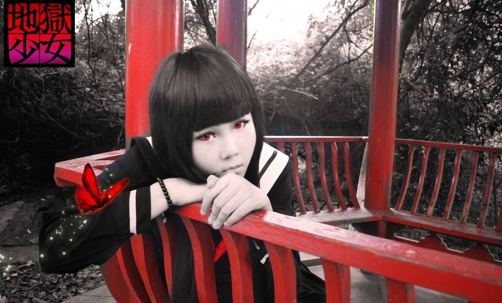 Cosplay福利/血色淋漓的校服萝莉地狱少女诡异cosplay图片赏析