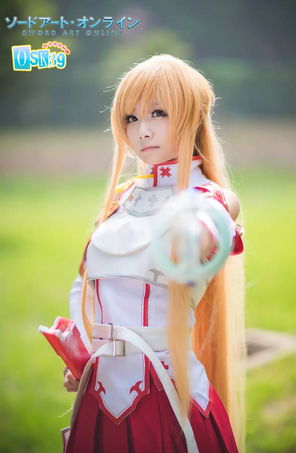 Cosplay福利/小萝莉巨剑怒斩骚年！OSK39小甜刀剑神域Cos美图