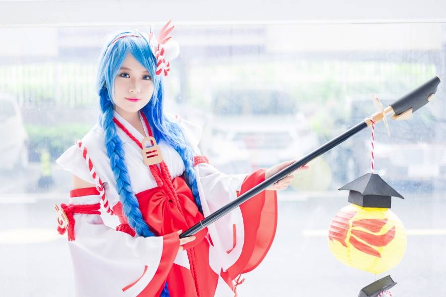 Cosplay福利/热门手游王者荣耀cos大乔伊式巫女萌妹图片