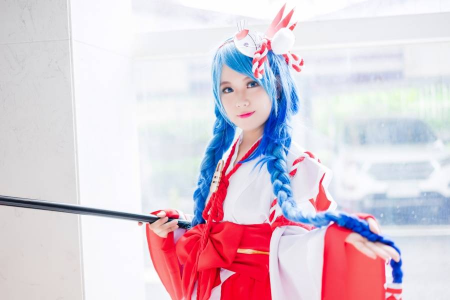 Cosplay福利/热门手游王者荣耀cos大乔伊式巫女萌妹图片