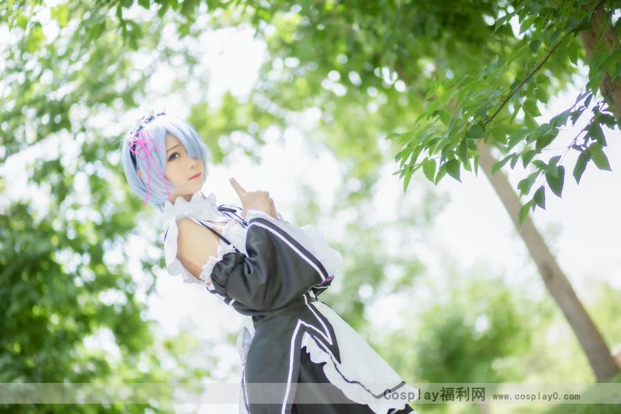 Cosplay福利/从零开始的异世界生活蕾姆cosplay白丝美女图片