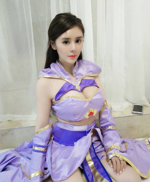 Cosplay福利/斗鱼主播张琪格cosplay王者荣耀露娜图片
