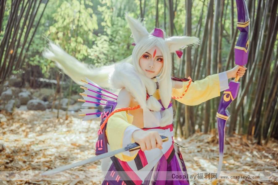 Cosplay福利/白皙性感美女阴阳师森林之姬白狼cos图片