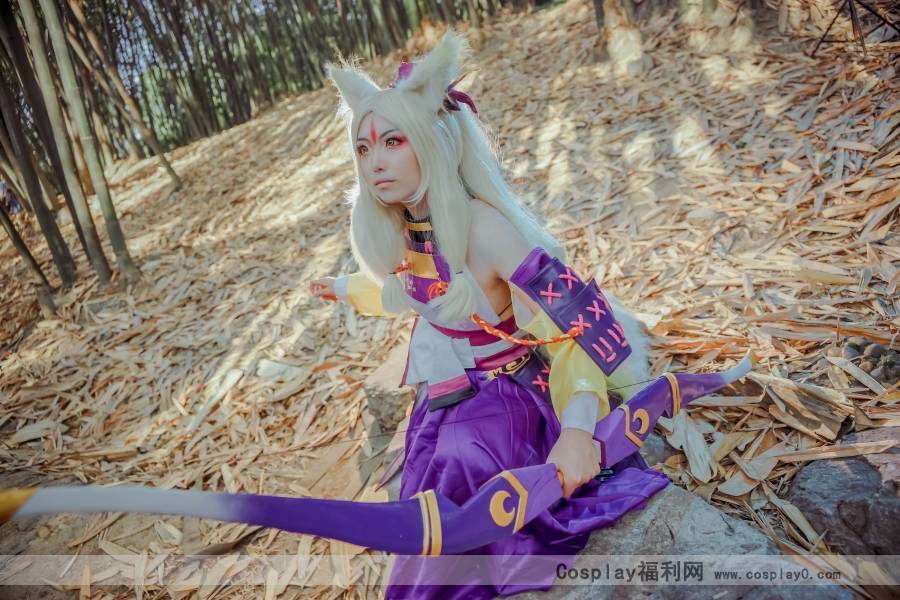Cosplay福利/白皙性感美女阴阳师森林之姬白狼cos图片