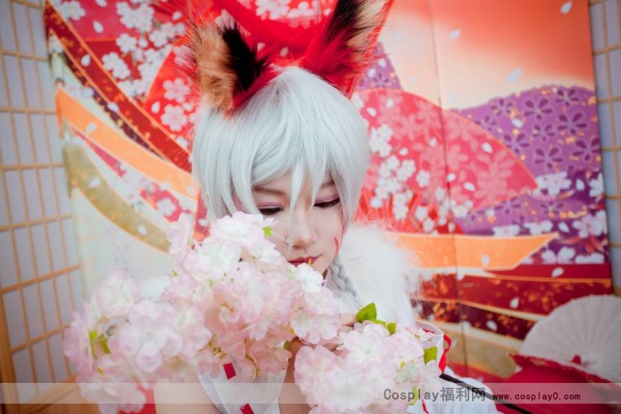 Cosplay福利/二次元萝莉阴阳师手游白藏主cos美女图片