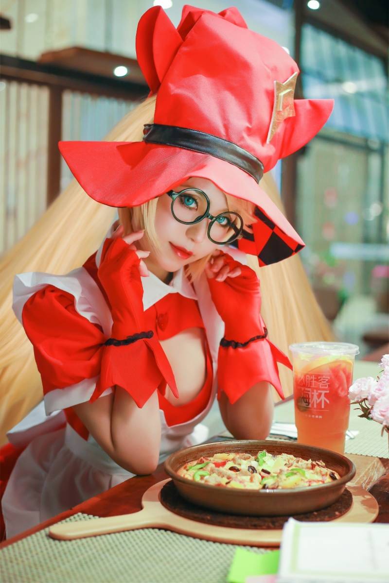 Cosplay福利/王者女英雄Cosplay泳装安琪拉双马尾萝莉图