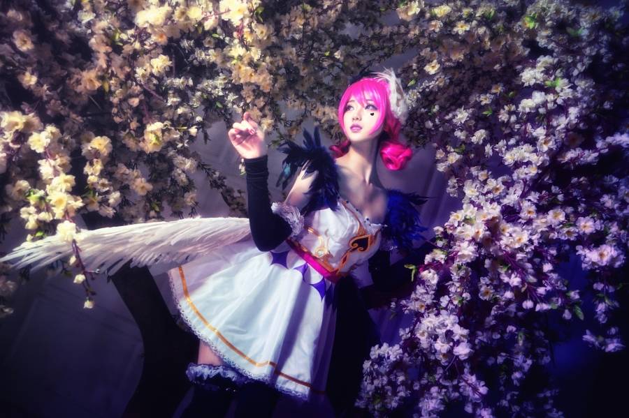 Cosplay福利/王者女英雄Cosplay泳装天鹅之梦小乔图片