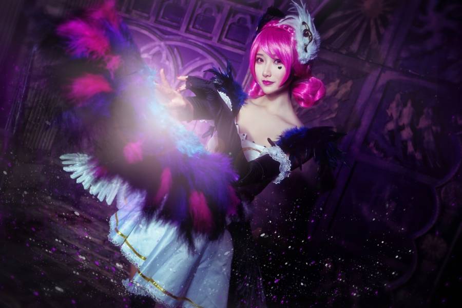 Cosplay福利/王者女英雄Cosplay泳装天鹅之梦小乔图片