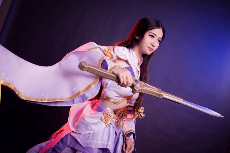 Cosplay福利/王者荣耀女英雄图片 王者荣耀cosplay露娜图片