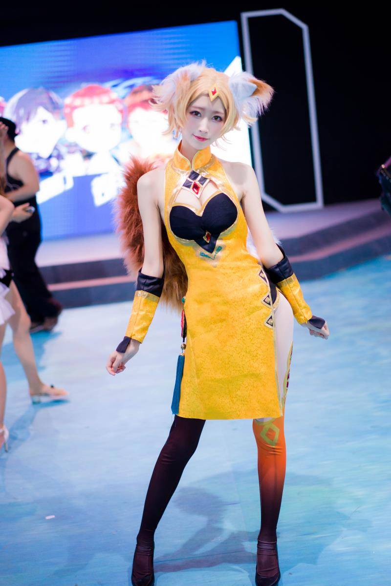 Cosplay福利/王者女英雄Cosplay泳装 王者荣耀妲己cosplay图片