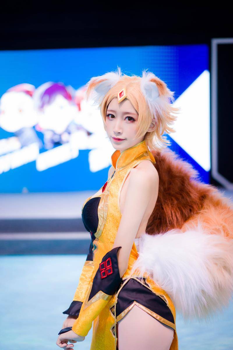 Cosplay福利/王者女英雄Cosplay泳装 王者荣耀妲己cosplay图片