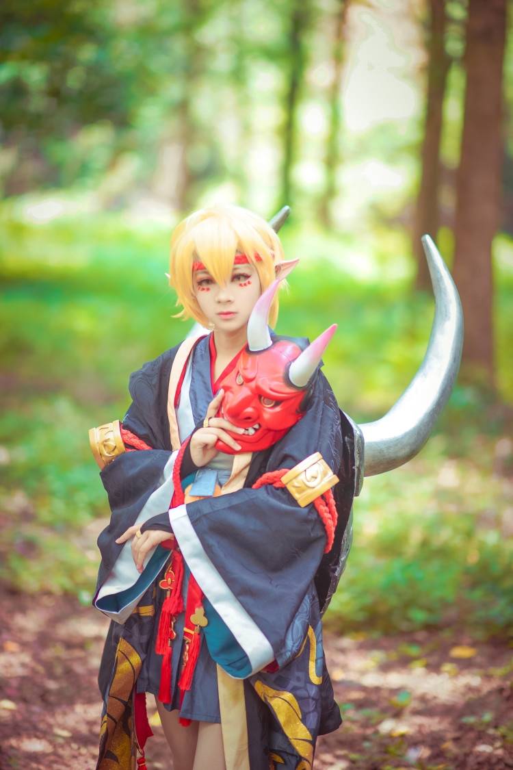 Cosplay福利/半次元福利向阴阳师cosplay般若美女图片