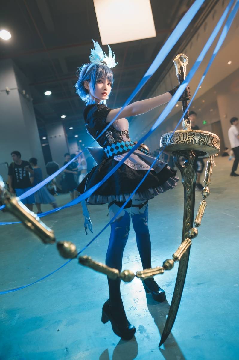 Cosplay福利/半次元福利向《死亡爱丽丝》爱丽丝cosplay图片