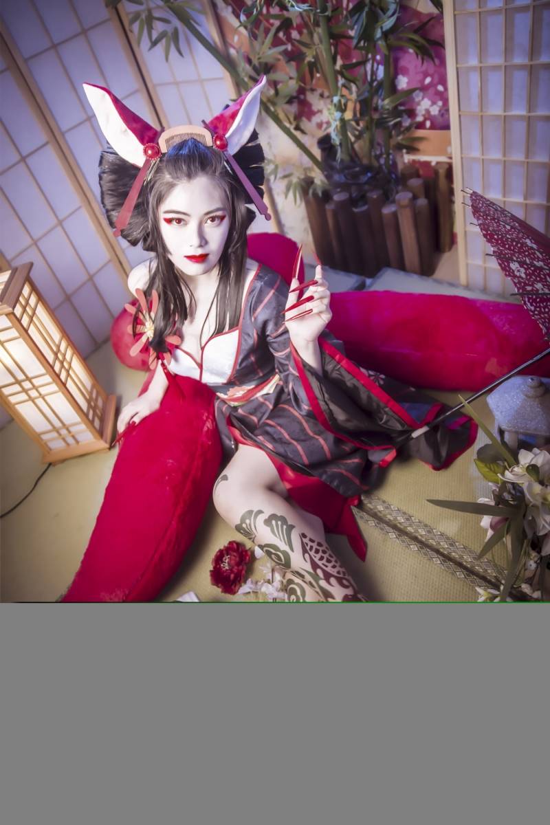 Cosplay福利/半次元福利向阴阳师cosplay三尾狐美女图片