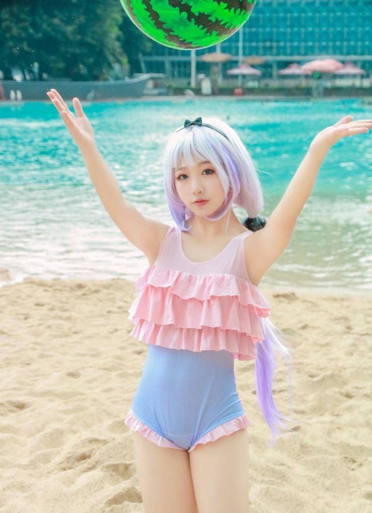Cosplay福利/小林家的龙女仆康娜卡姆依水着泳装cosplay图片