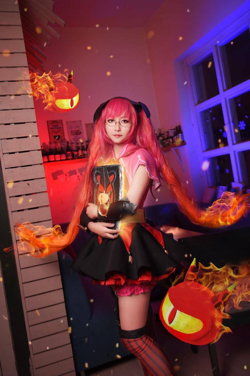 Cosplay福利/王者女英雄Cosplay泳装 王者荣耀cosplay安琪拉图片