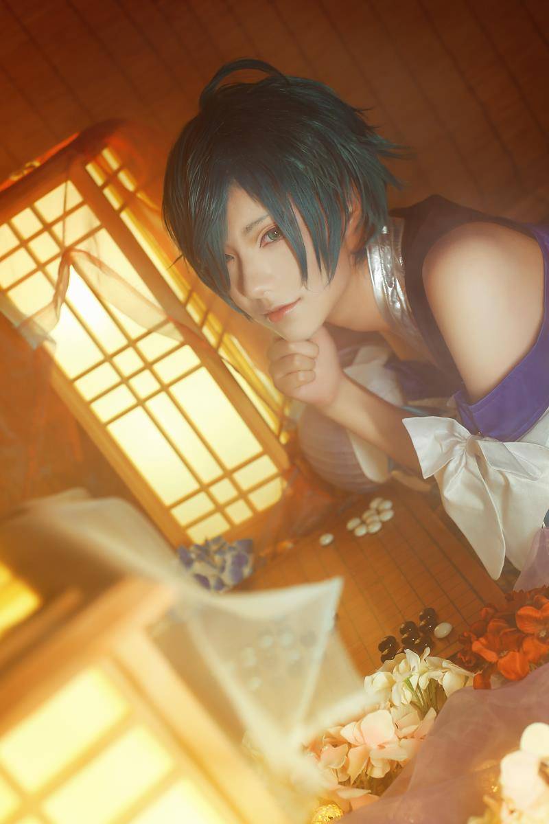 Cosplay福利/半次元福利向王者荣耀cosplay庄周图片