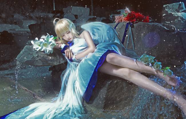 Cosplay福利/Saber插画礼服