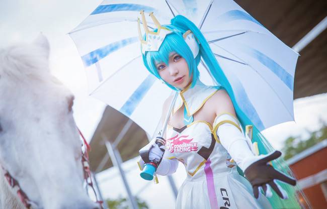 Cosplay福利/2015赛车MIKU~骑士.ver~